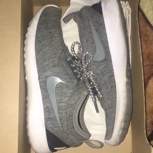 Grey Nike’s